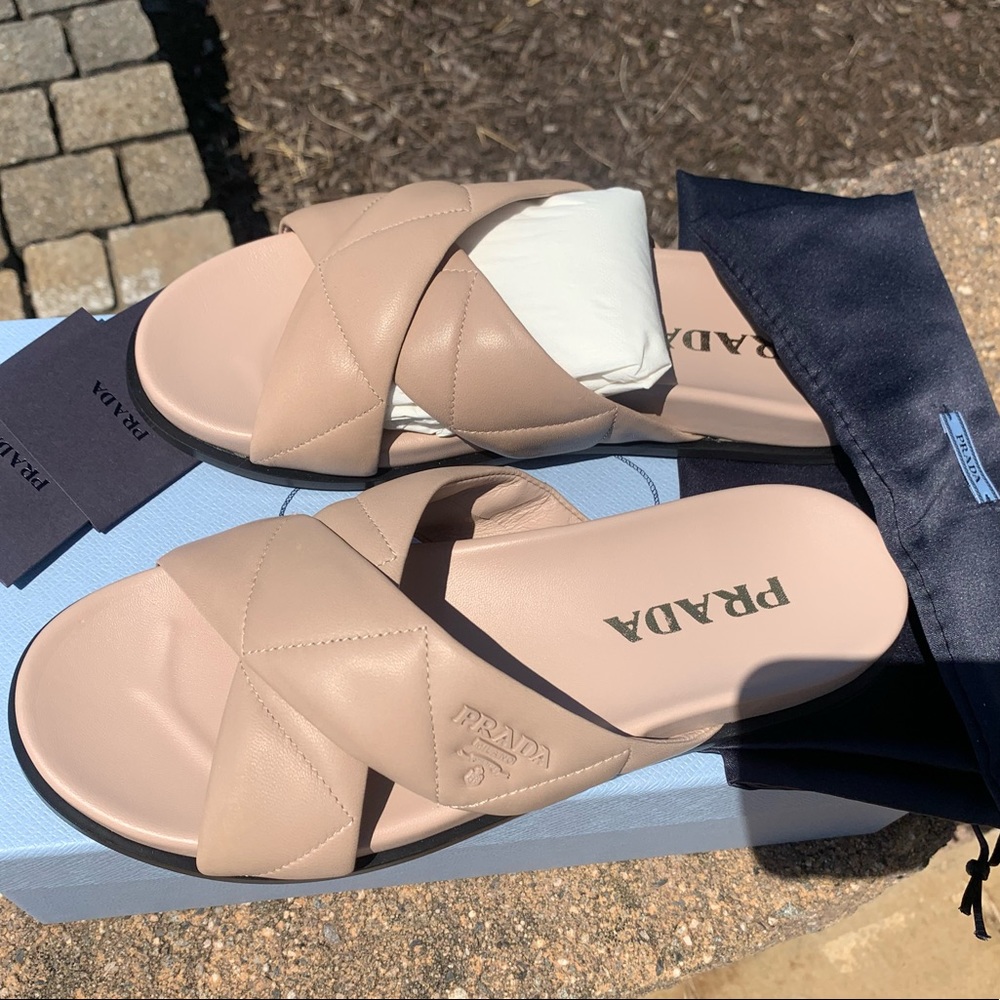 PRADA SLIDES /SANDALS *Brand NEW in BOX never worn